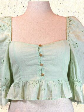 Zara Embroidered Eyelet Blouse Size M Puff Sleeve Cropped Top Mint Coquette